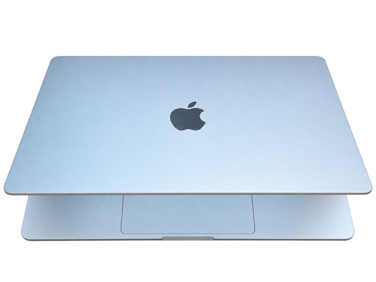 スカイブルーのMacBook Air M4